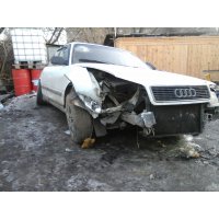 Продам а/м Audi 100 аварийный